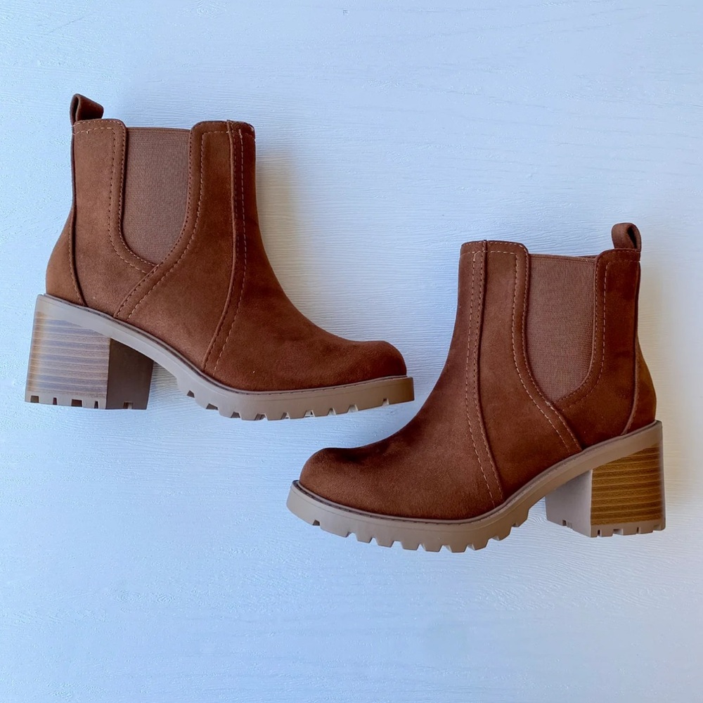 Tan Spirea Lug sole Ankle boot